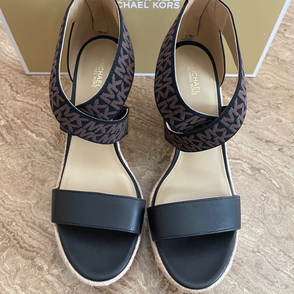Brand New Pure Wedge Michael Kors